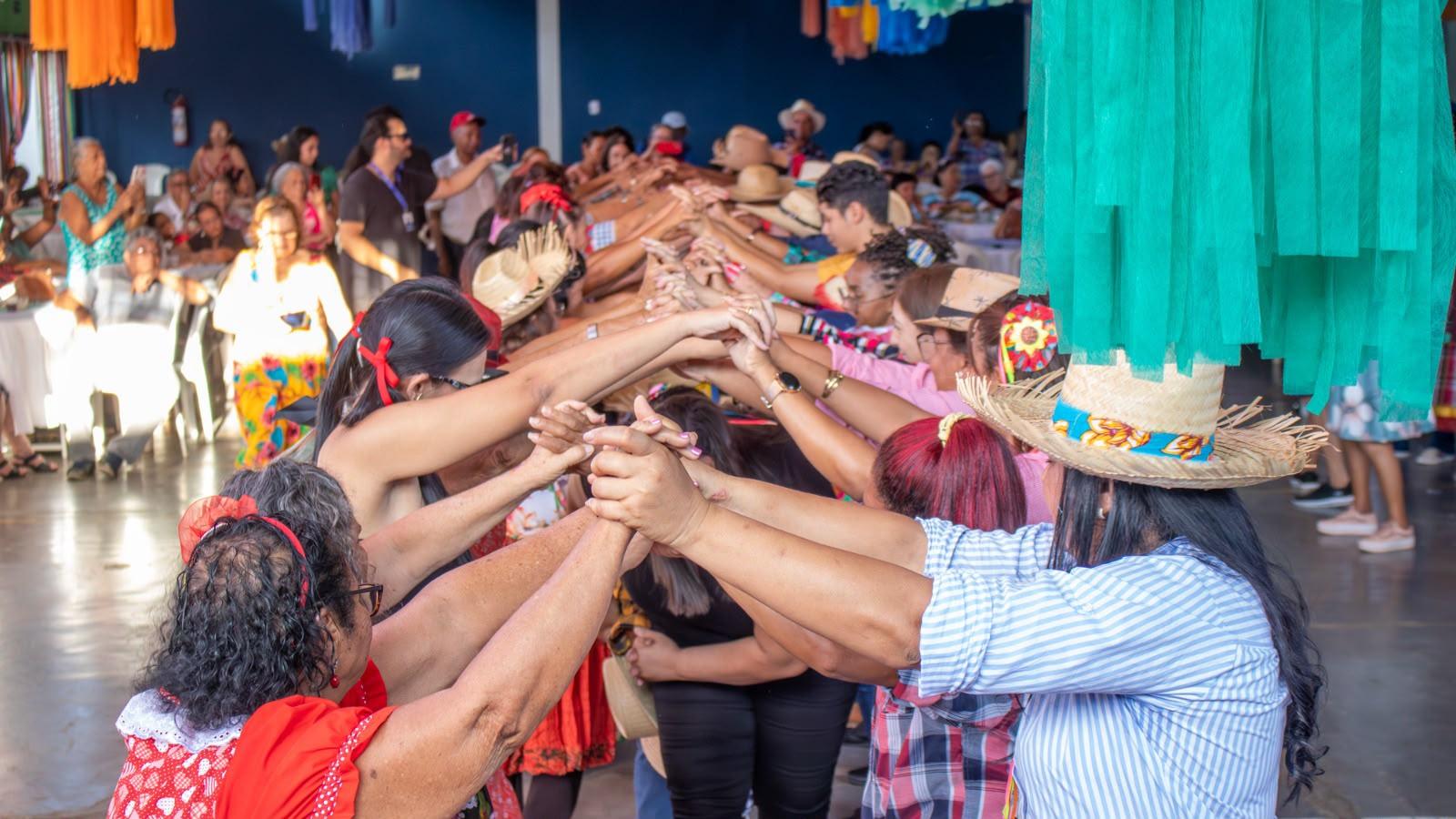 Prefeitura de Barra do Garças realiza festa junina para grupos de idosos atendidos pelo Serviço de Convivência