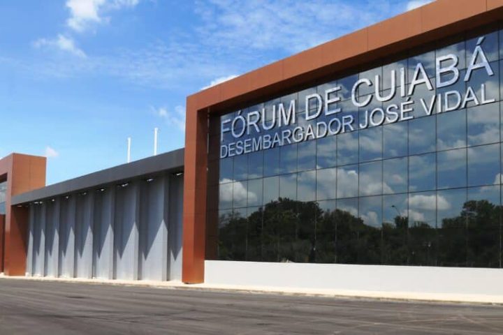 Réu é condenado em júri popular a 37 anos de prisão por feminicídio tentado e estupro em Mato Grosso