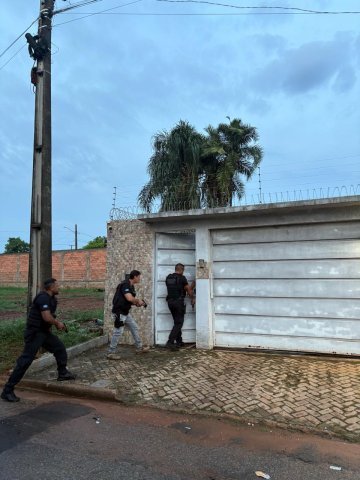 Actus Ultimus: Quadrilha que roubava e adulterava veículos é alvo de operação