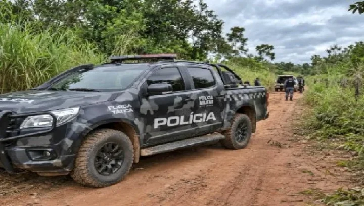 Homem com condenação por tráfico morre após atirar contra policiais em MT