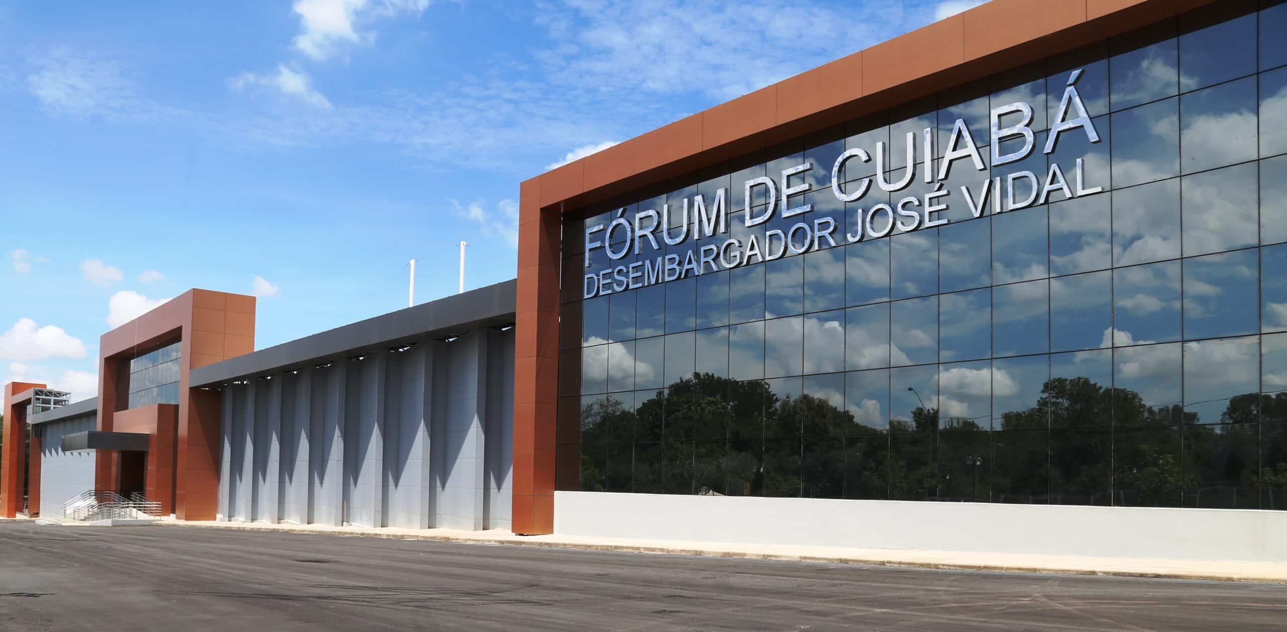 04-forum-de-cuiaba-scaled.jpeg