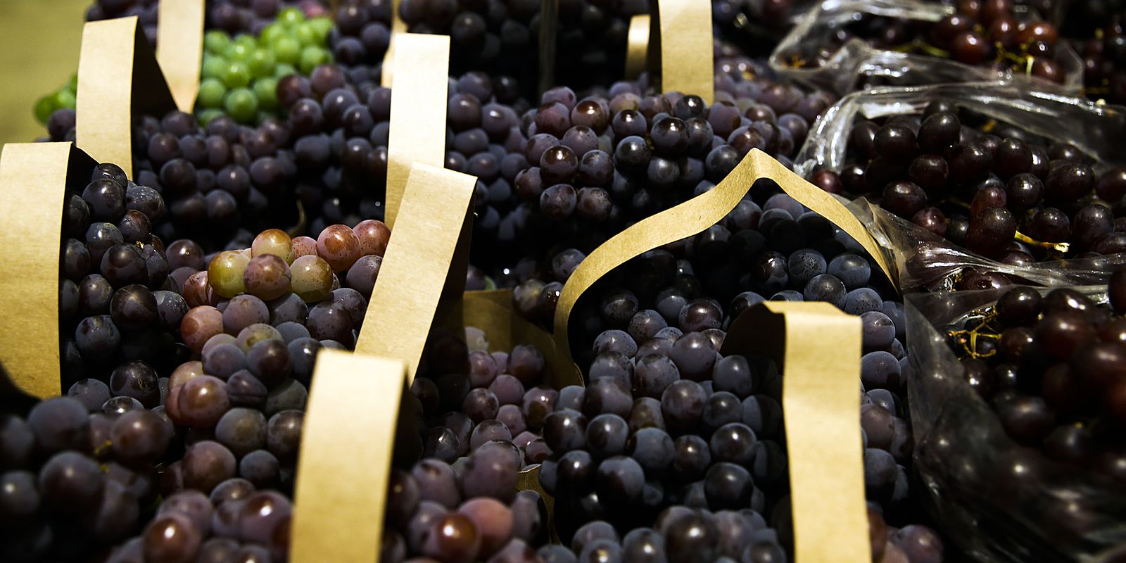 uva_frutas_supermercado_exportacao_de_frutas_abr_20220729_0904.jpg © Valter Campanato/Agência Brasil