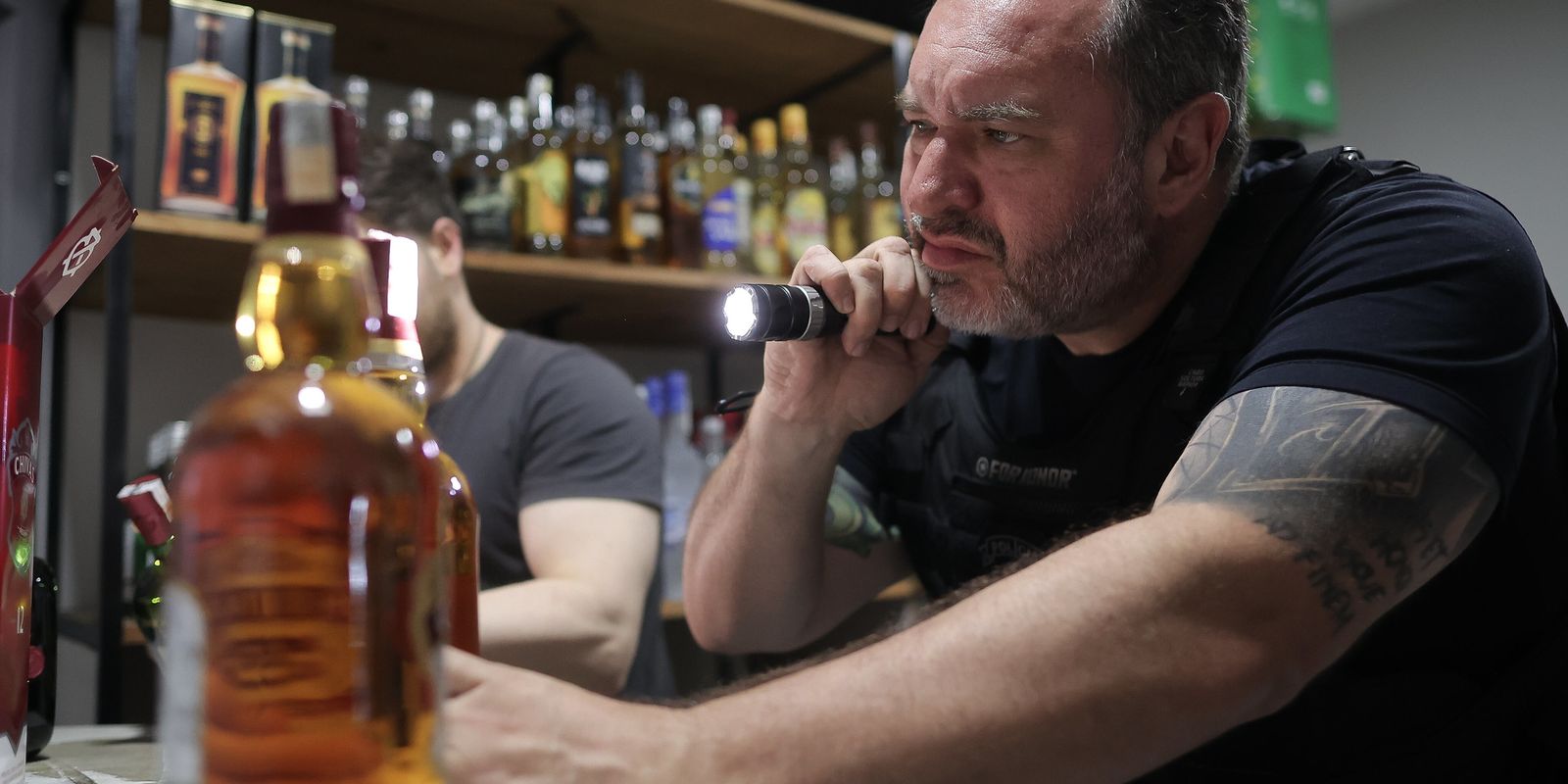 fiscalizacao-metanol-bebidas-sao-caetano3.jpg © PABLO JACOB/governo de São Paulo