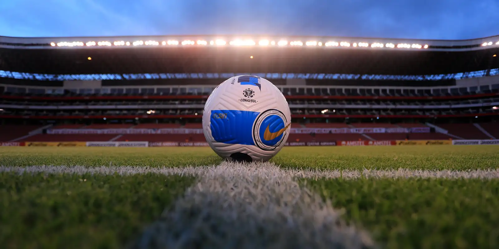 bola_sul-americana.jpg © Reprodução Twitter/Conmebol Sudamericana